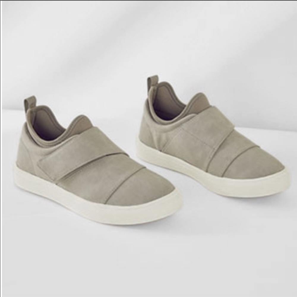 Fabletics Torrey Velcro Sneaker